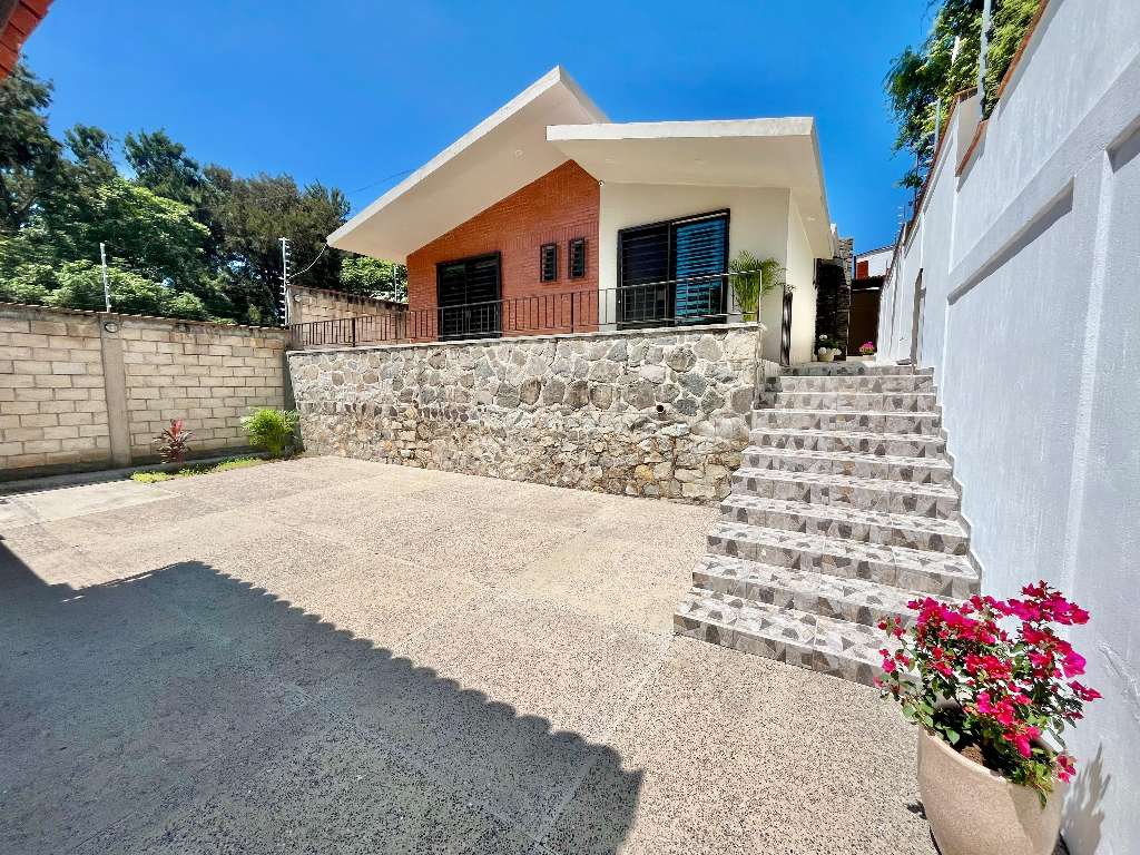 Safe Haven, Chapala Haciendas